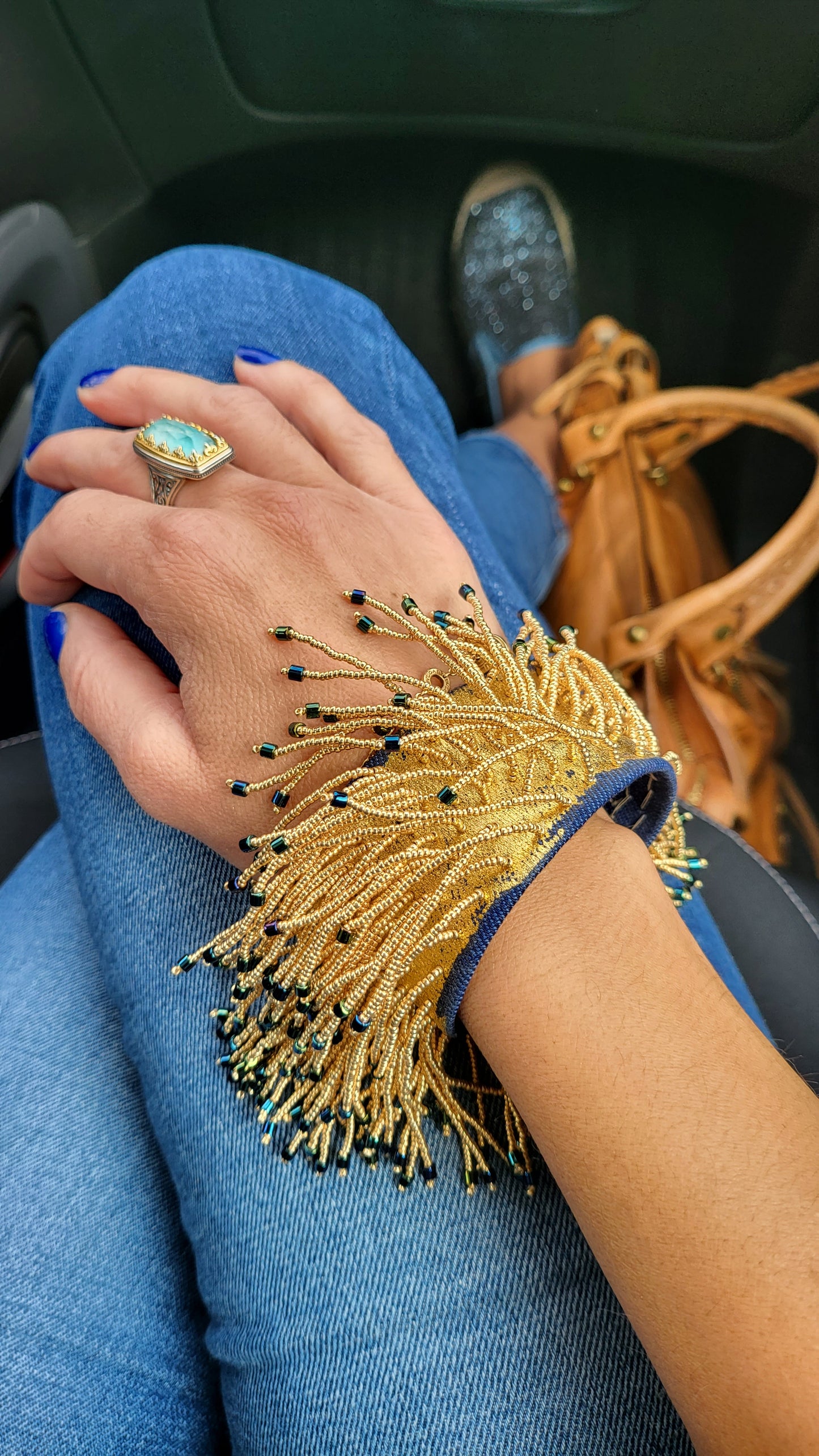 Bracelet en or avec franges perlées