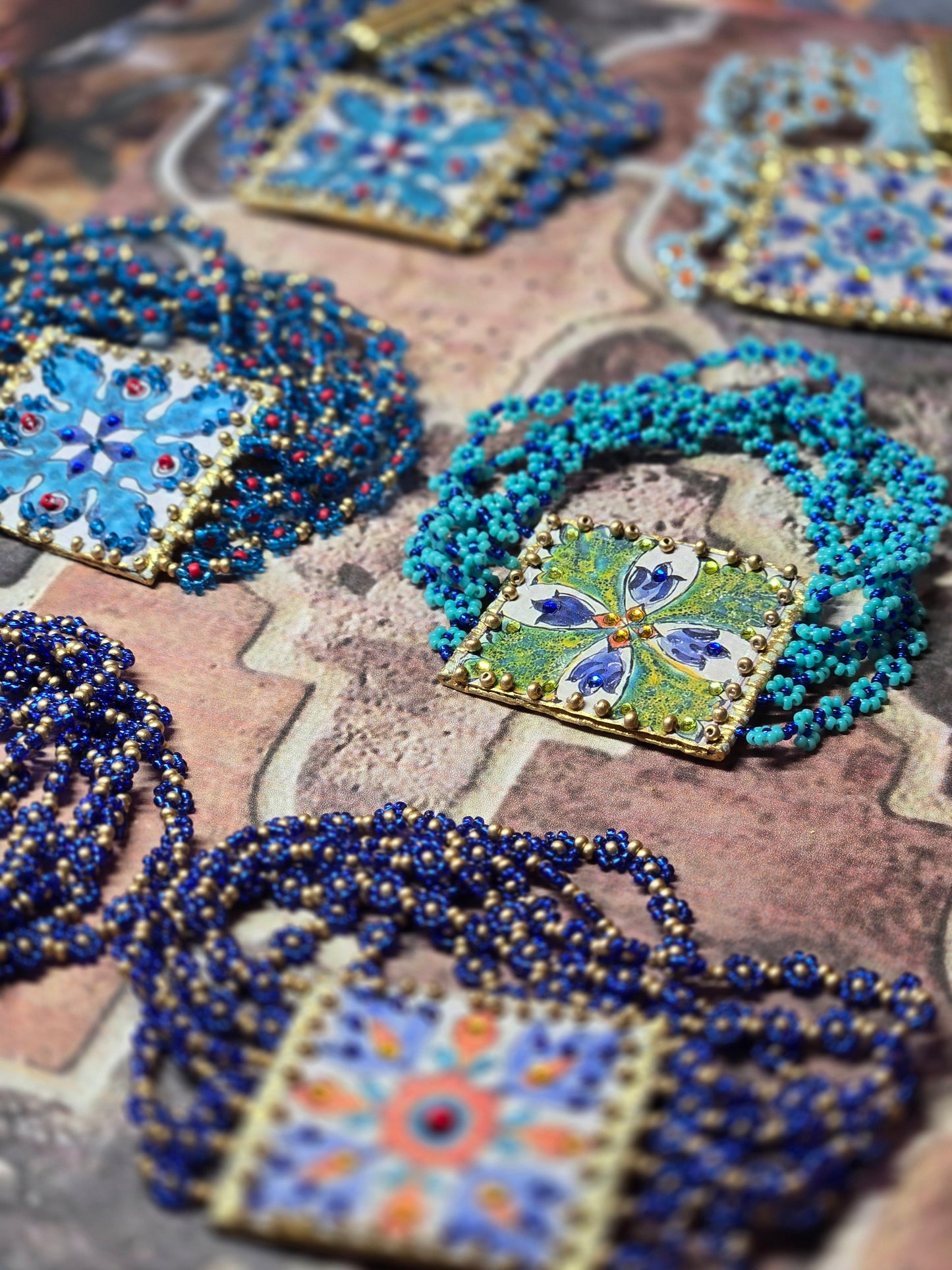 Bracelets artisanaux inspirés du zellige algérien