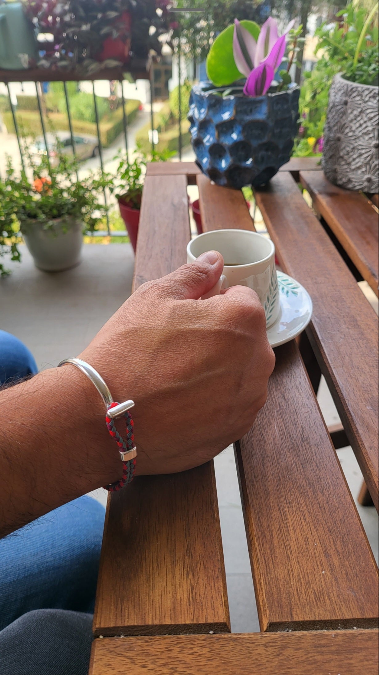 Bracelet semi-rigide