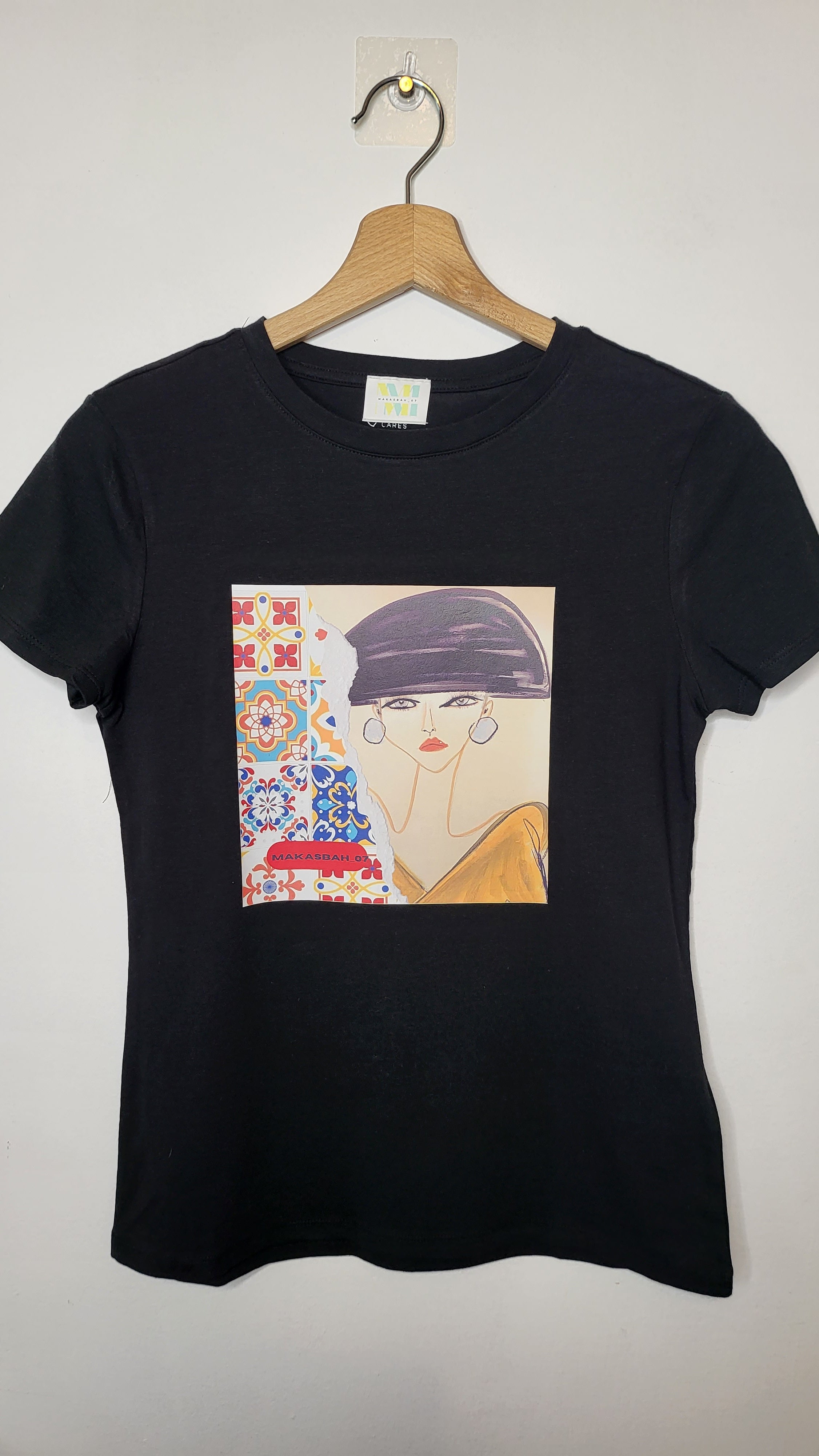 T-SHIRT - nero arabesco