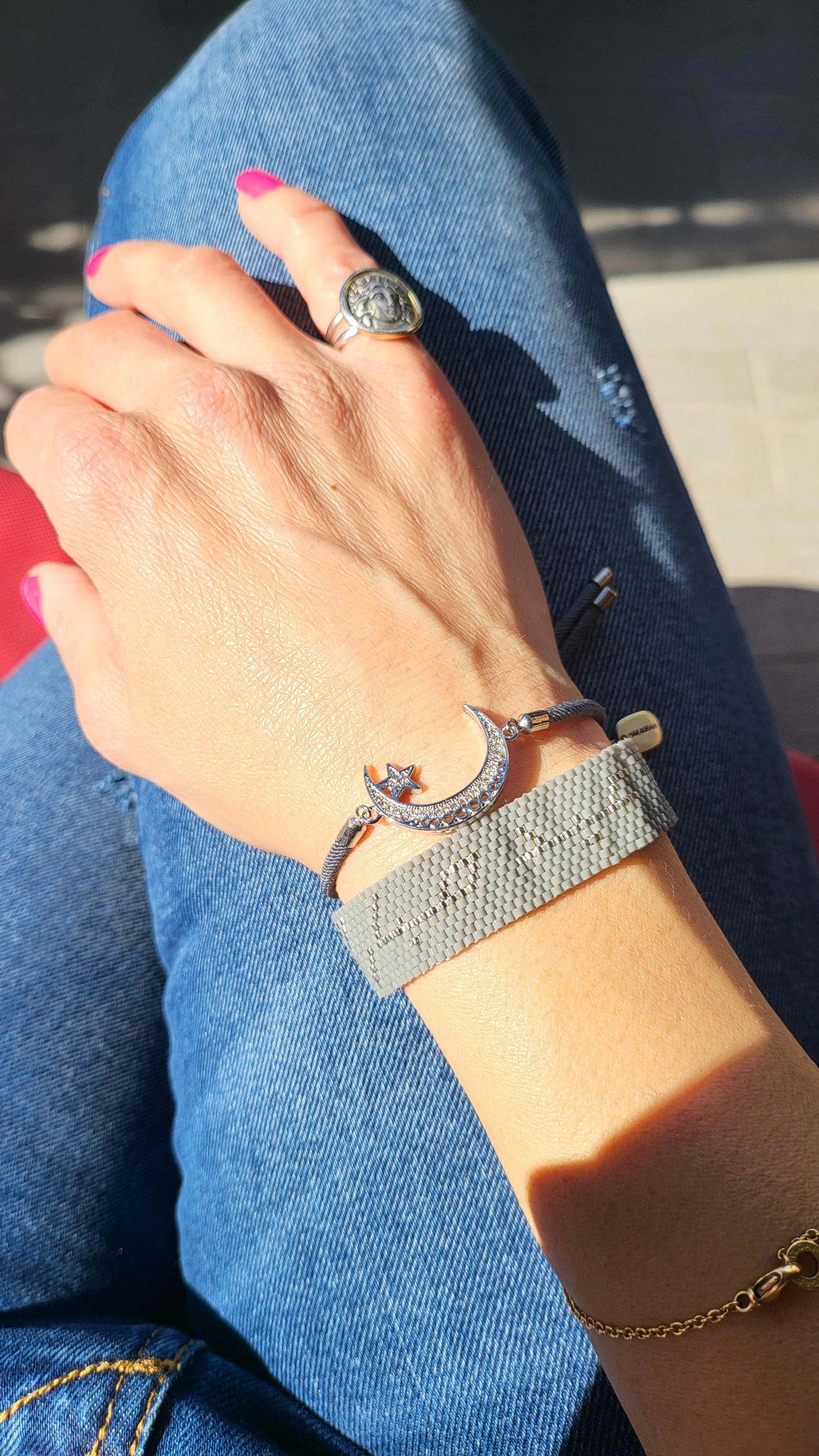 Bracelet - ✨️🌙A THREAD OF TRADITION AND JOY ✨️🌙