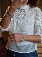 BRACCIALE Artigianale in Perline Bianche con Chiusura Magnetica