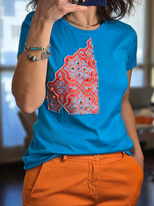 💠T-shirt con Arabeschi 3D e Perle Fatto a Mano