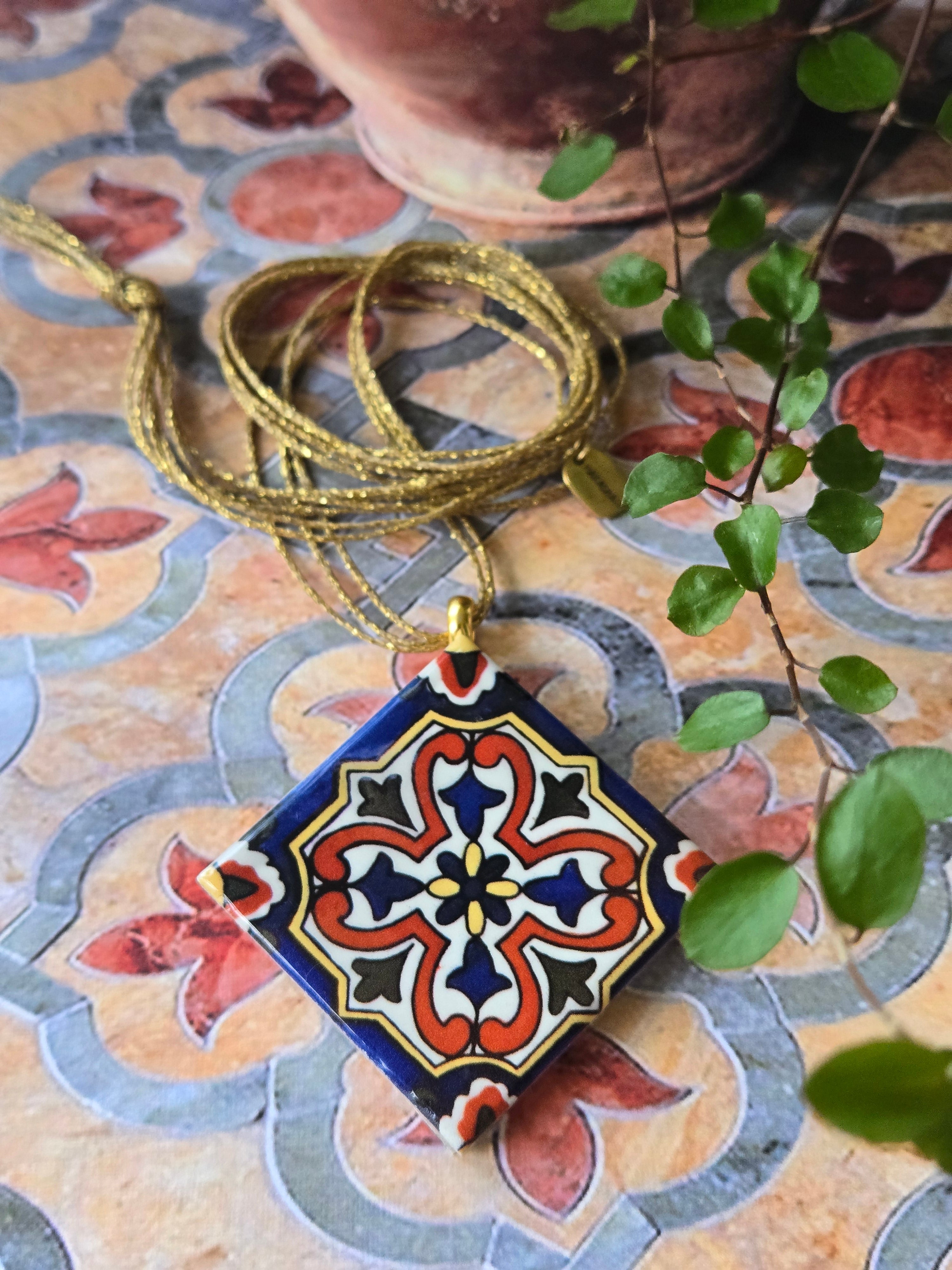 Collana Ceramica - L'originalità a portata di collo