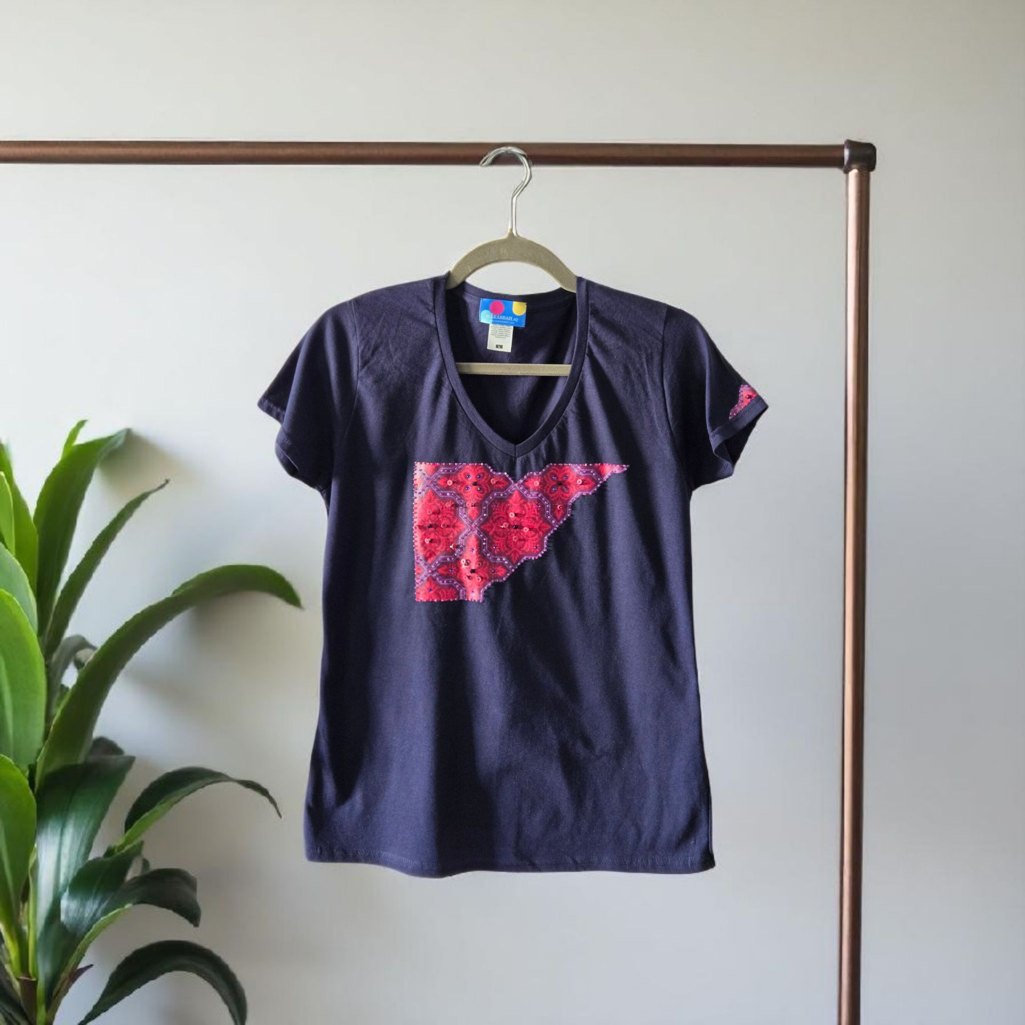 T-SHIRT 💠con Arabeschi 3D e Perle Fatto a Mano