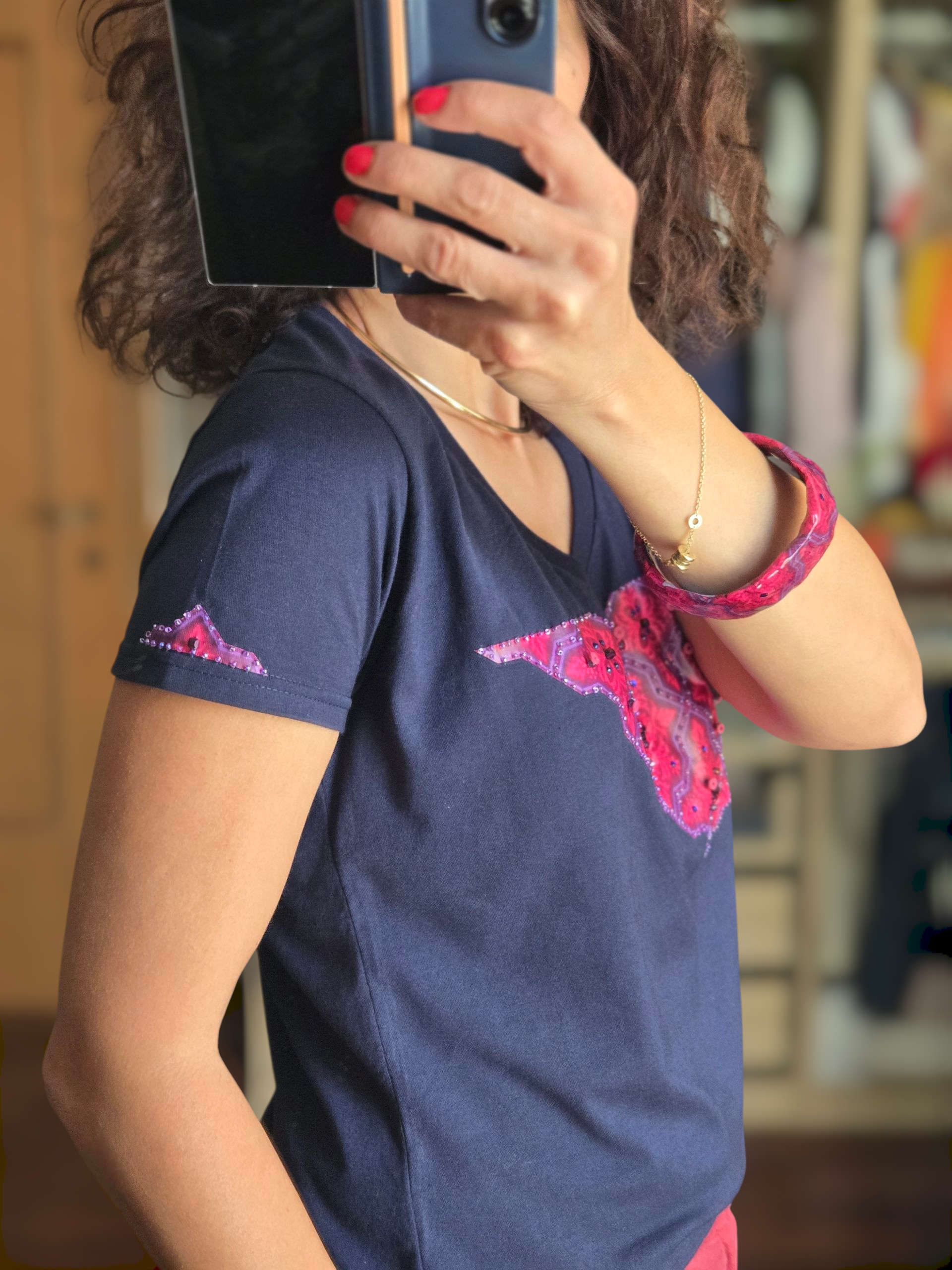 T-SHIRT 💠con Arabeschi 3D e Perle Fatto a Mano