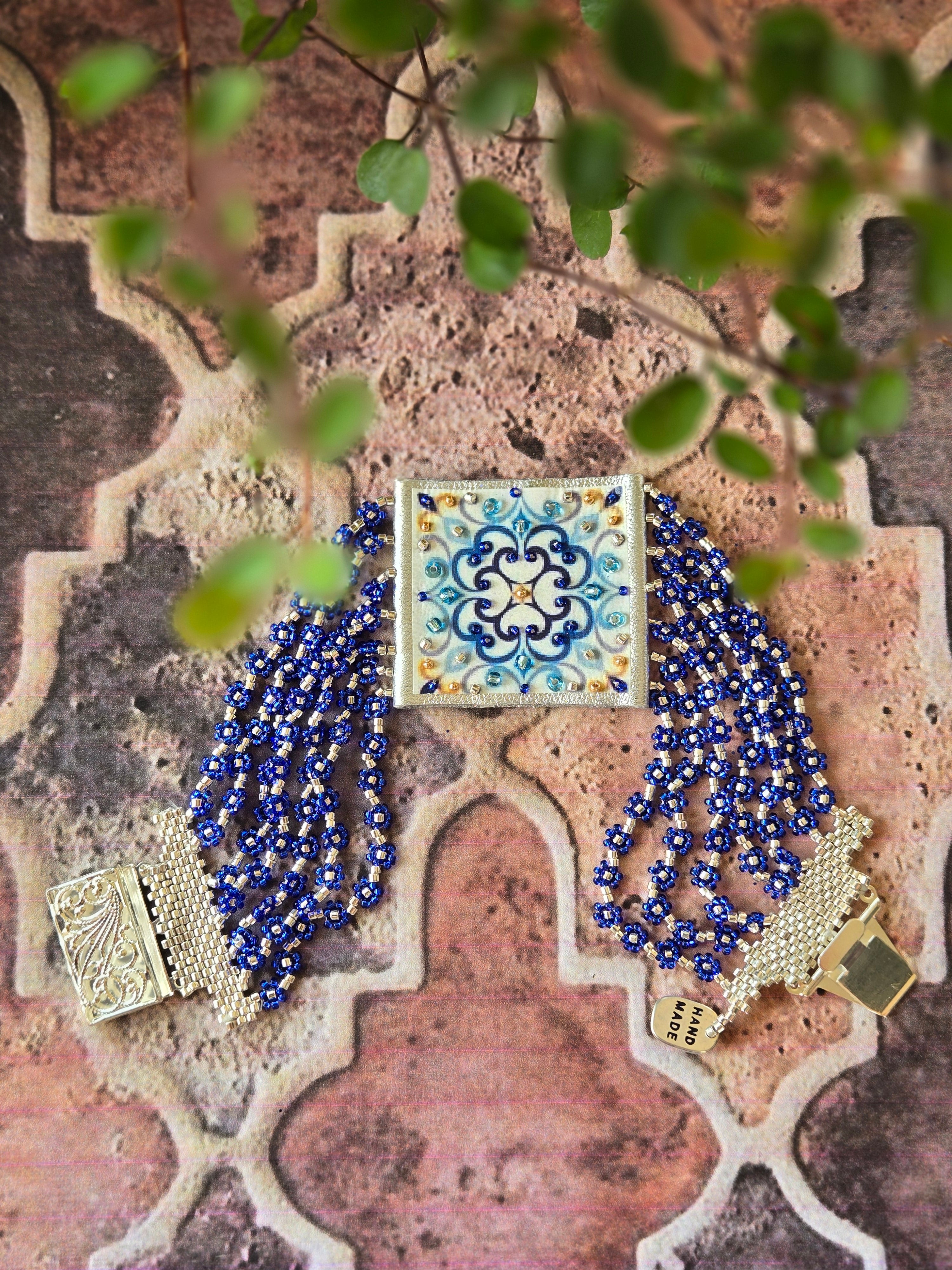 BRACCIALE Arabesque in pelle e perline di Murano e Miyuki