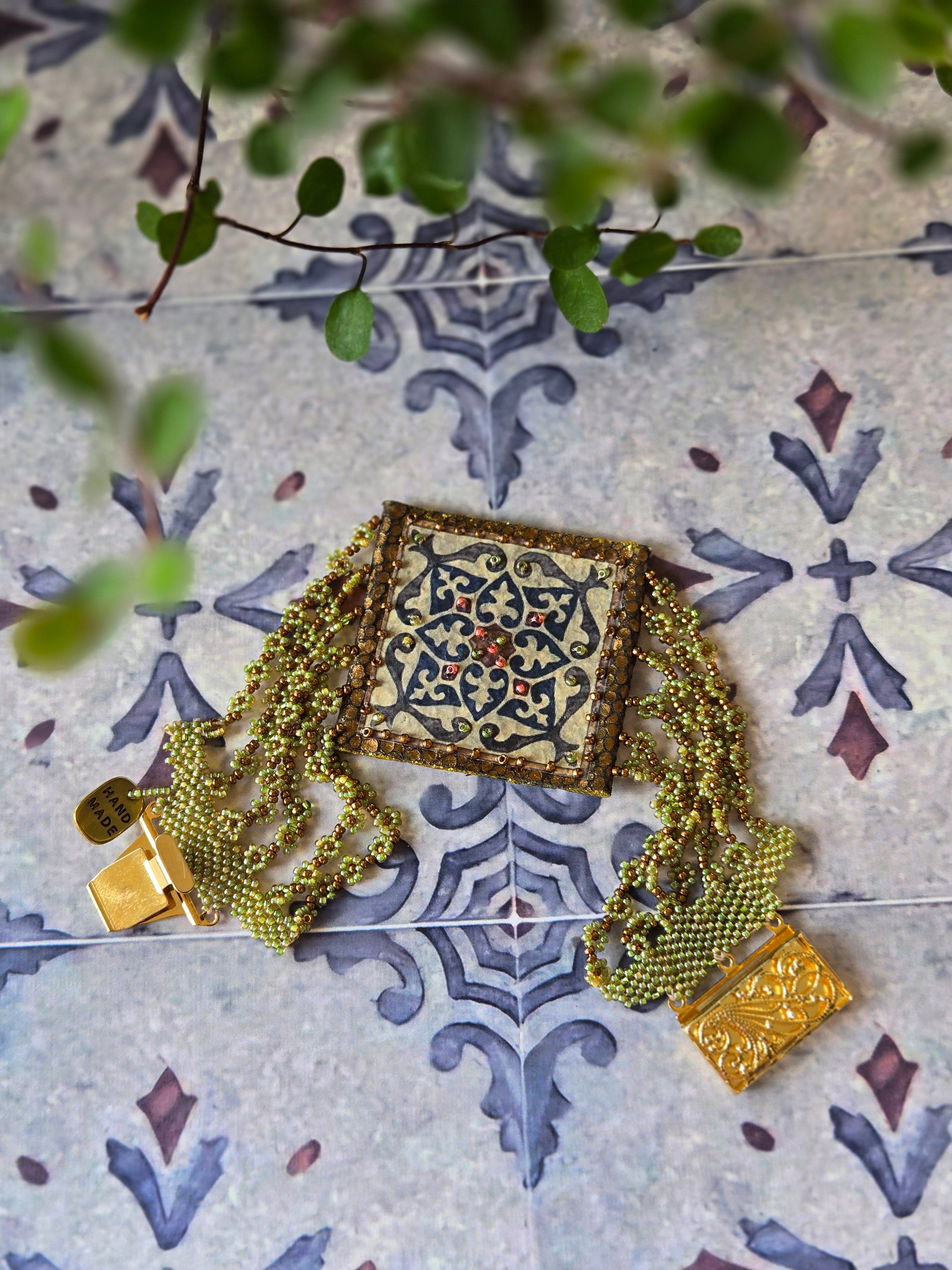 BRACCIALE Arabesque in pelle e perline di Murano e Miyuki