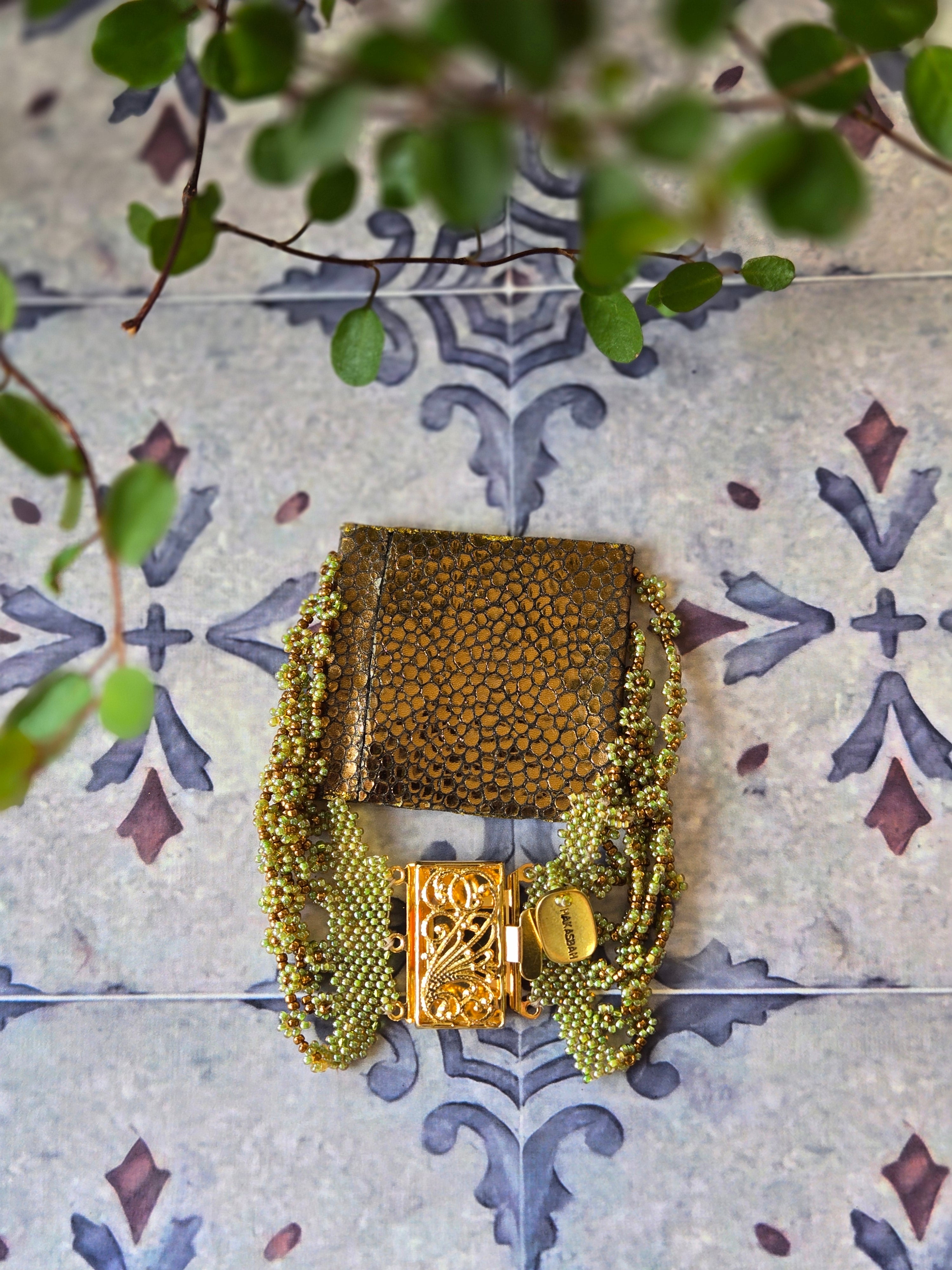 BRACCIALE Arabesque in pelle e perline di Murano e Miyuki