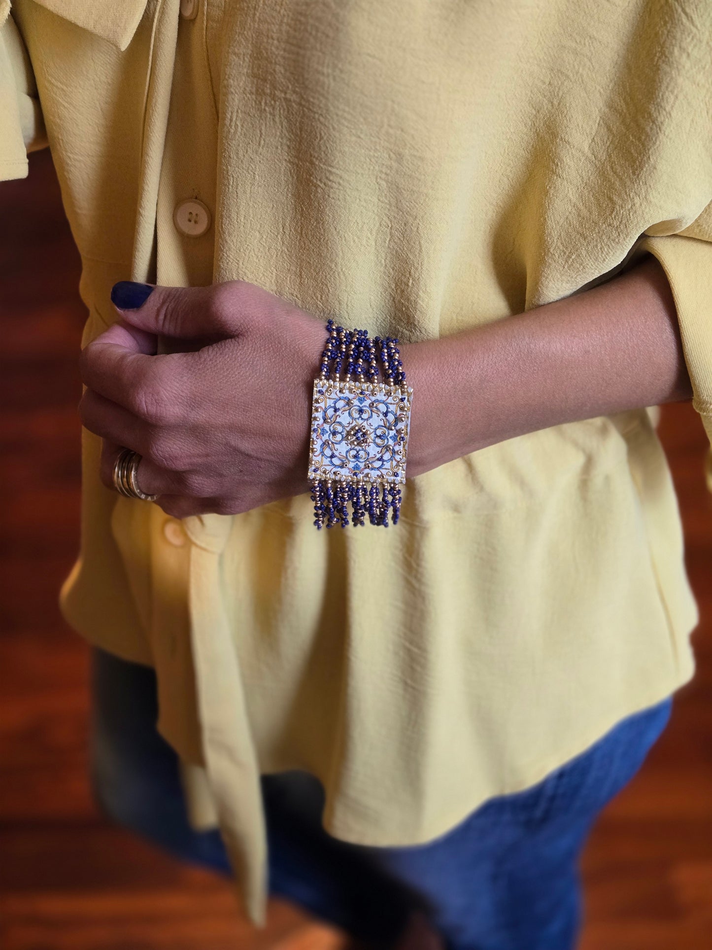 Arabesque leather and pearl bracelet