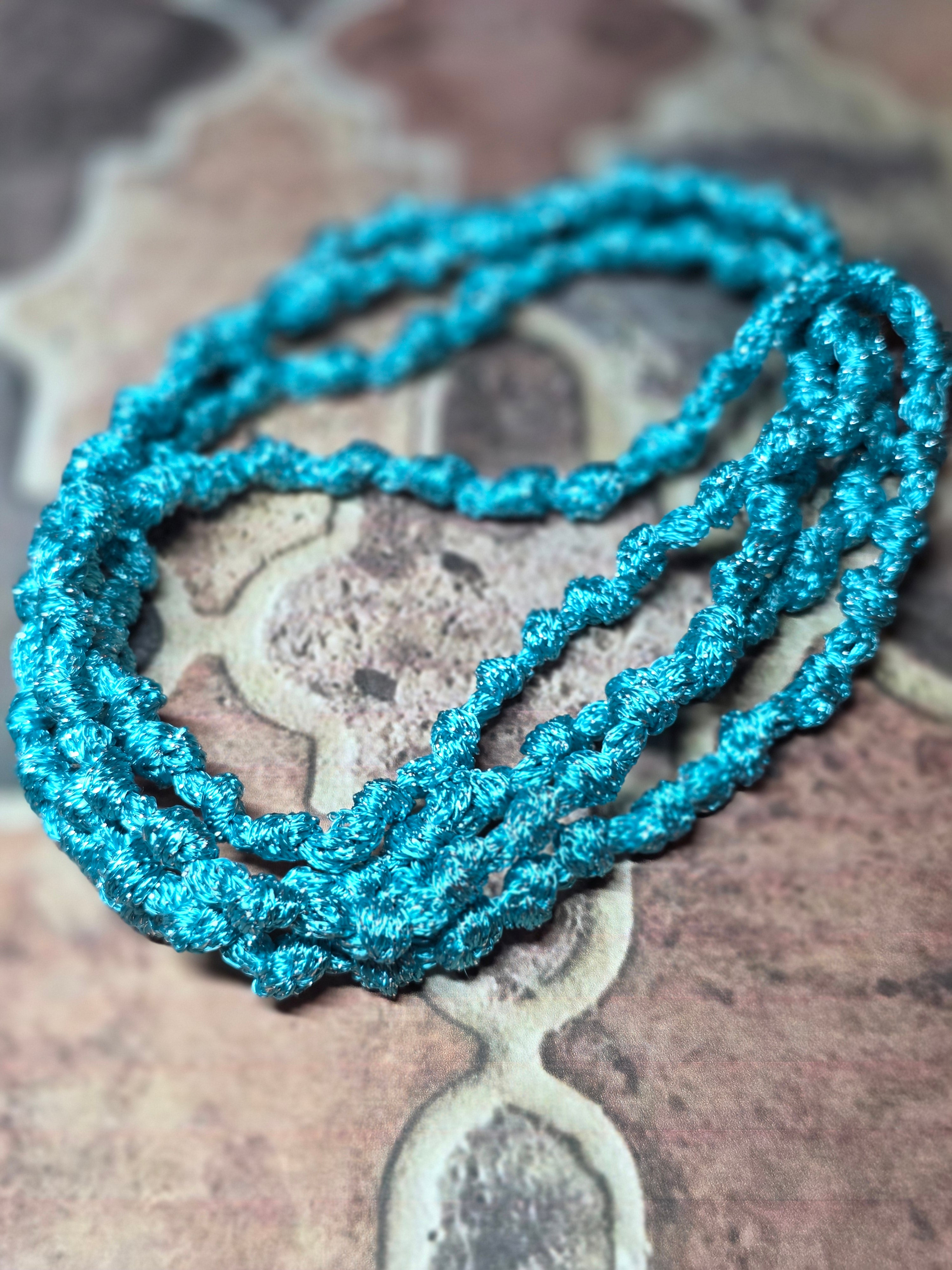 Collana in laminato, Artigianale per uno Stile Elegante