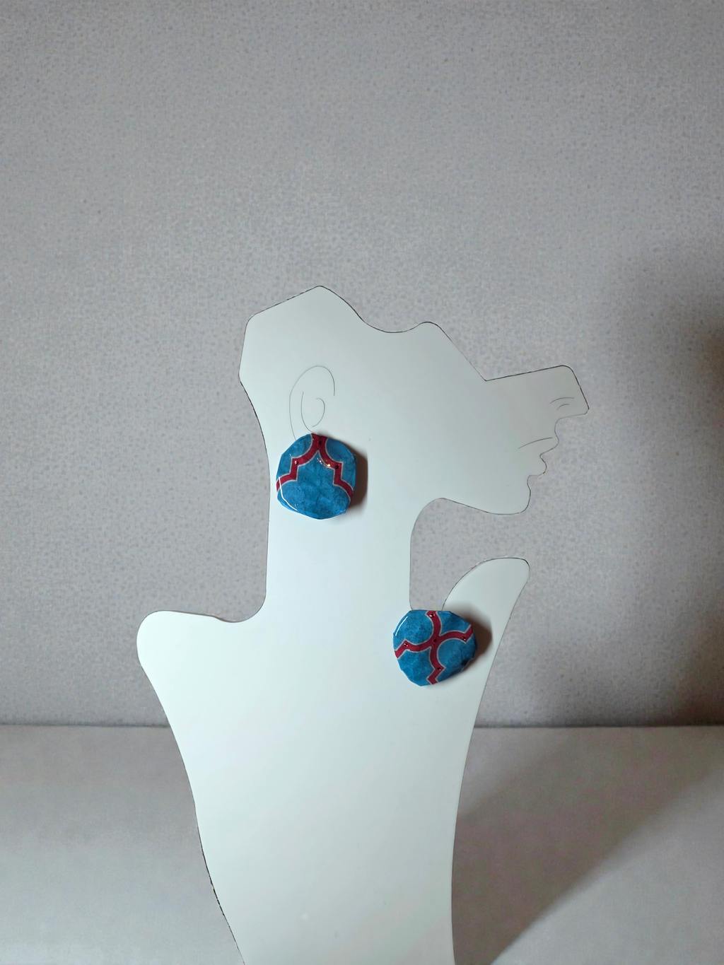 Modern and Asymmetrical Earrings for a Style