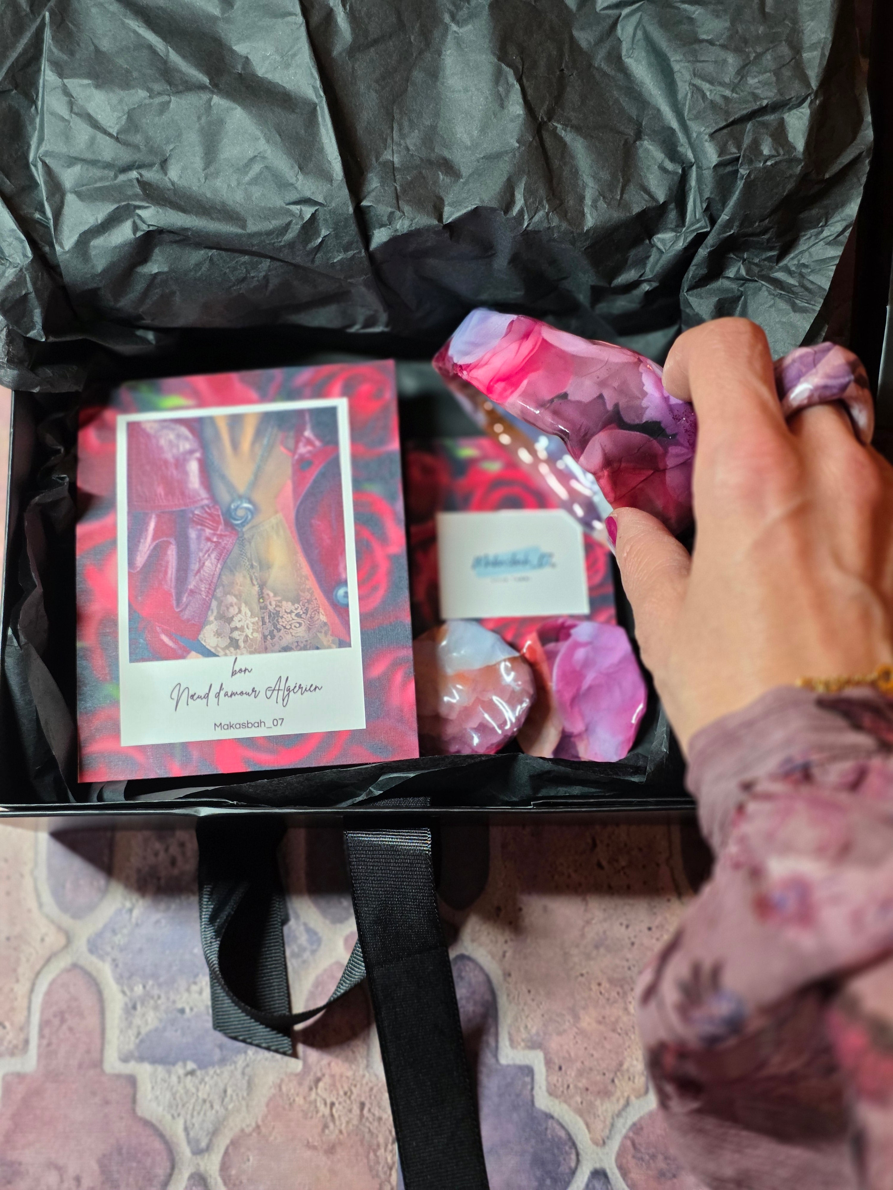 Cofanetto Romantico Edizione Limitata per Celebrare l'Amore!