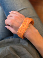 Bracciale Asimmetrico Colori Vibranti- Design moderno