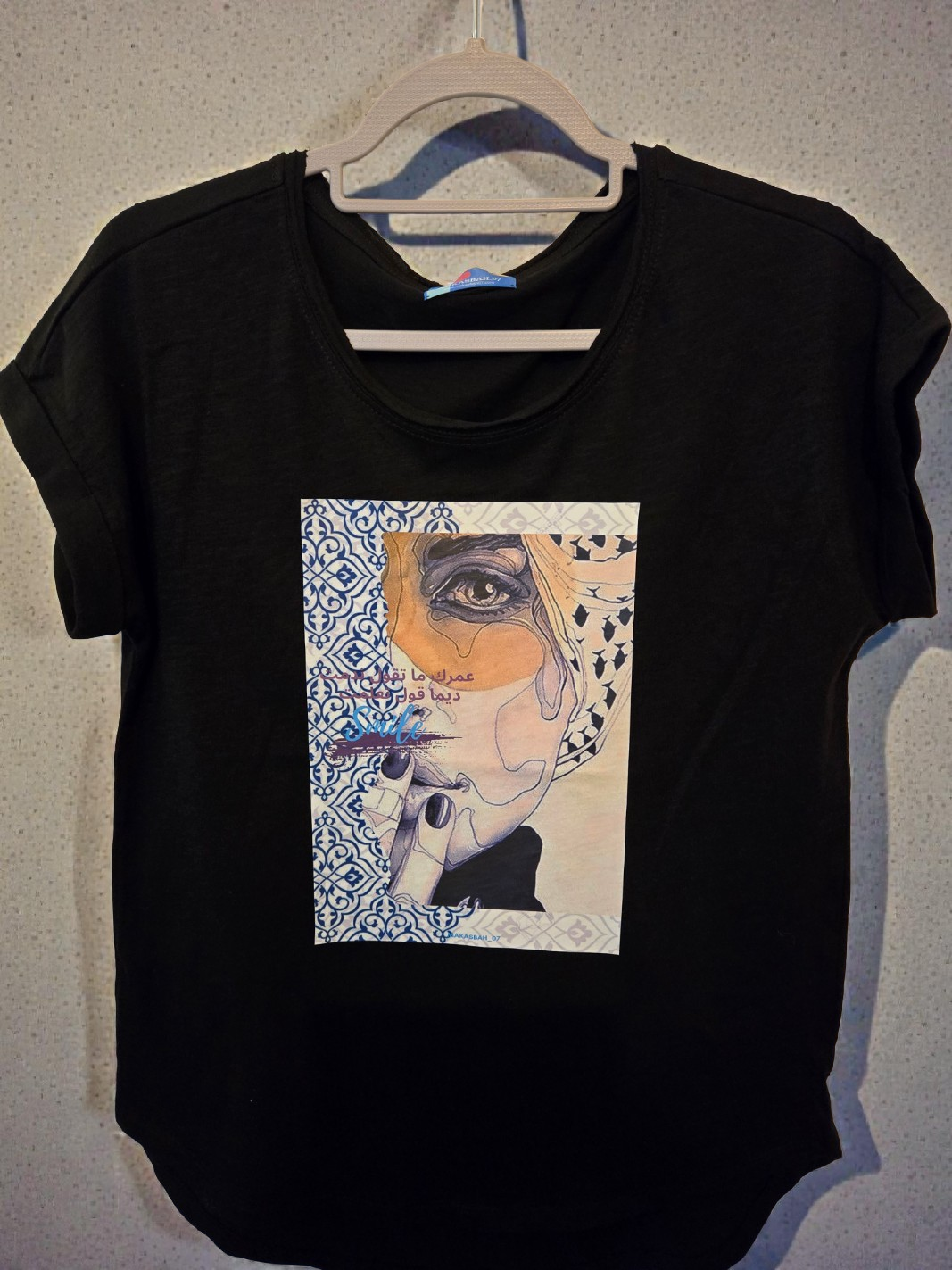 T-SHIRT - S M I L E Arte e proverbio Algerino