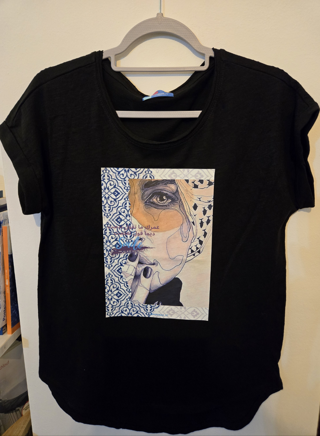 T-SHIRT Arabesques "con proverbio Algerino "