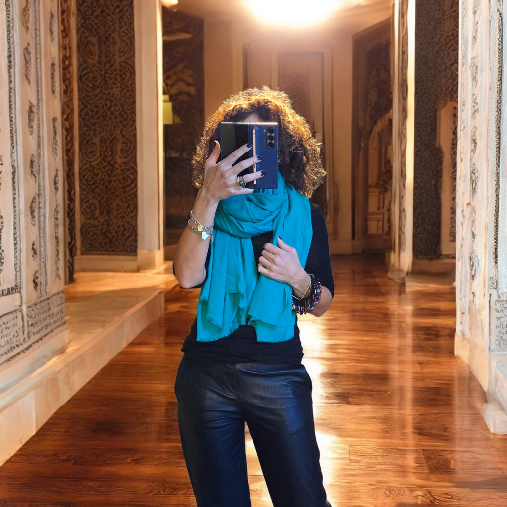 Algerian Tuareg CHECHE "Elegance and Tradition"