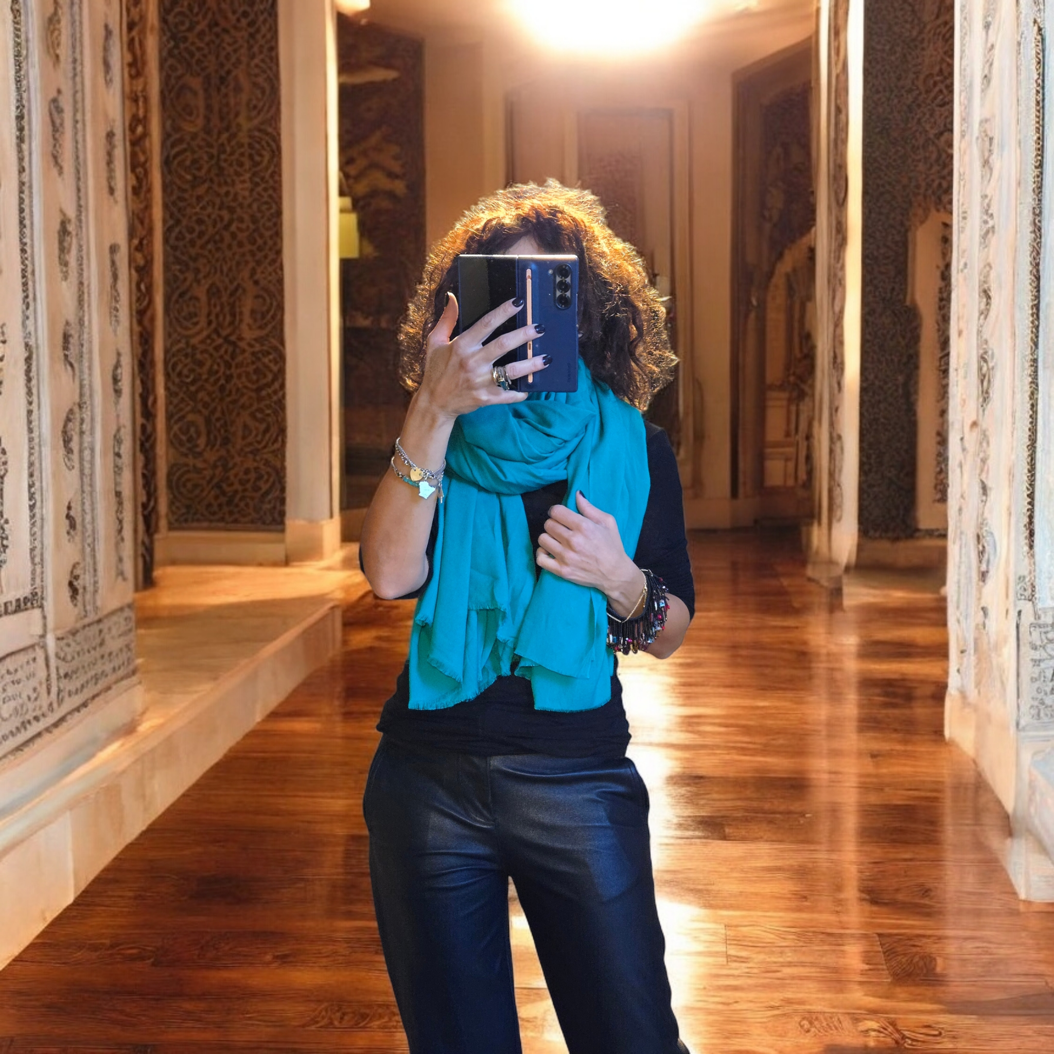 Algerian Tuareg CHECHE "Elegance and Tradition"