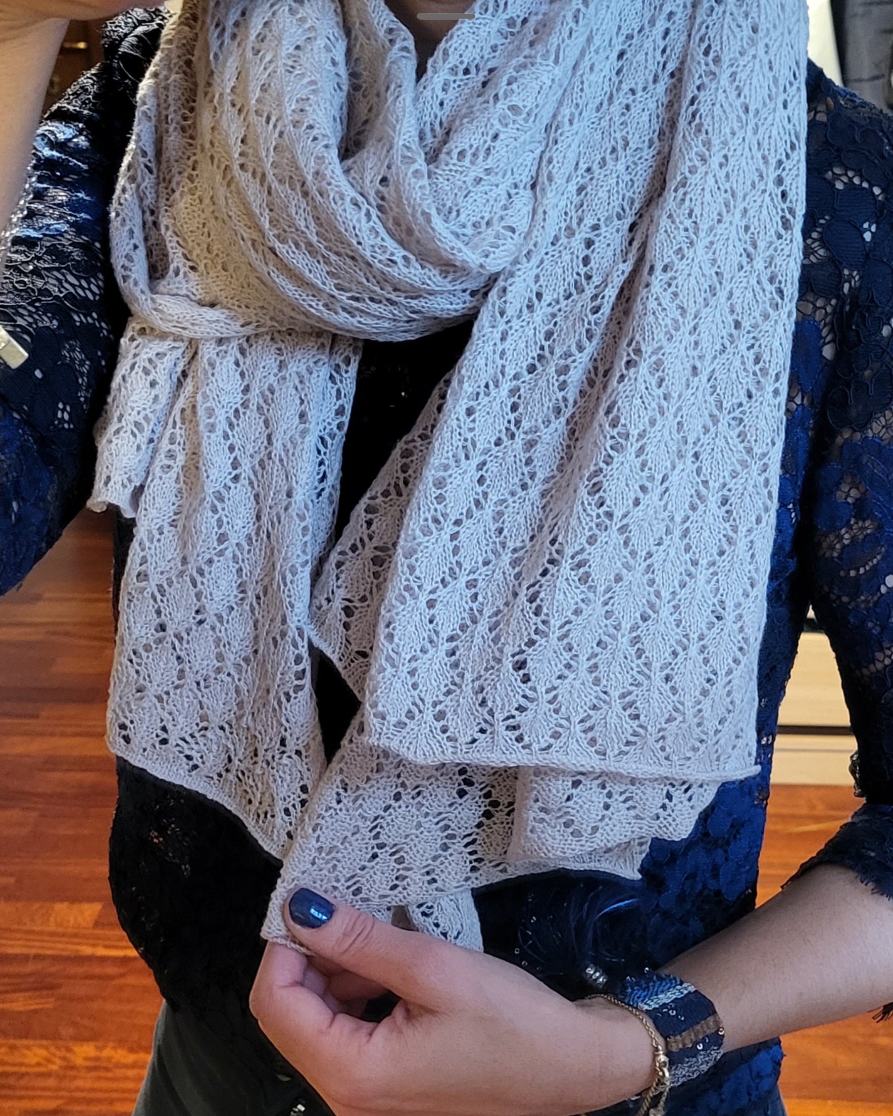 SCIARPA - in cashmere traforata