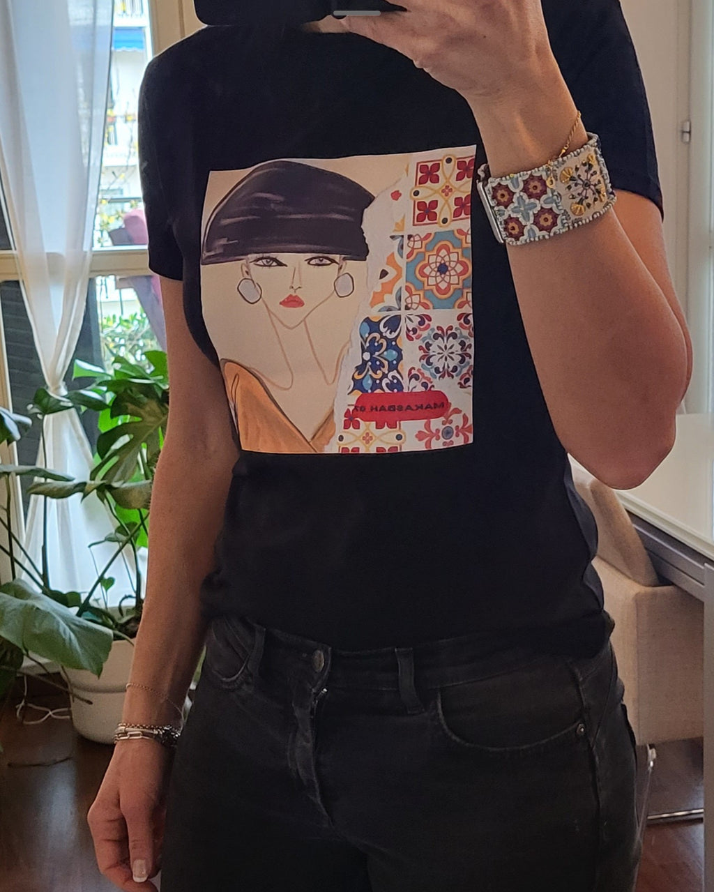 T-SHIRT - nero arabesco