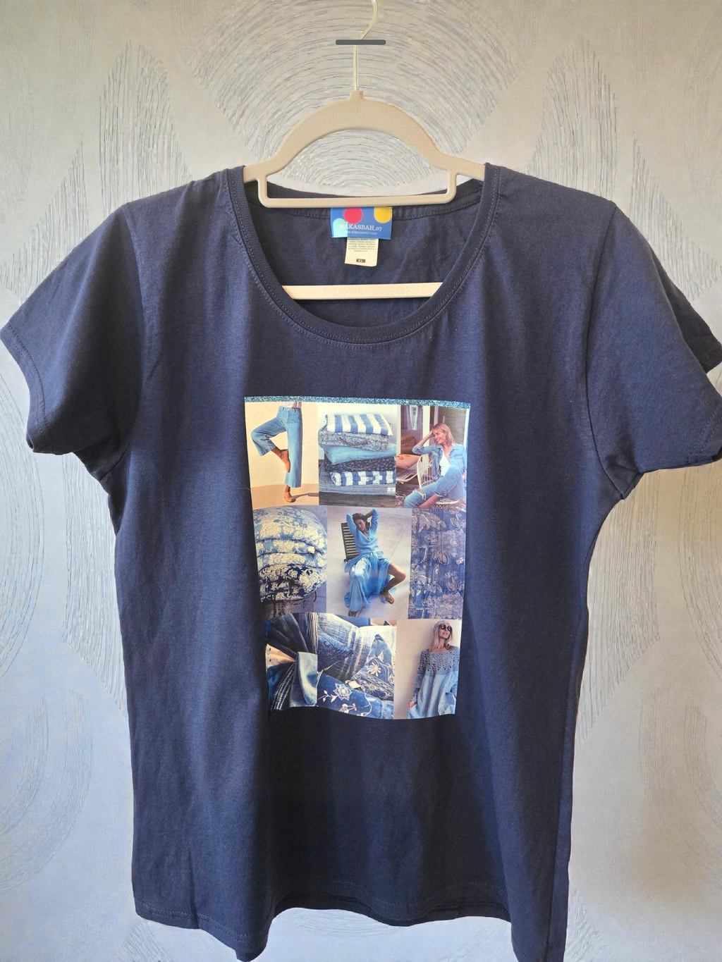 Ethnic T-SHIRT "Travel with Style and Imagination"