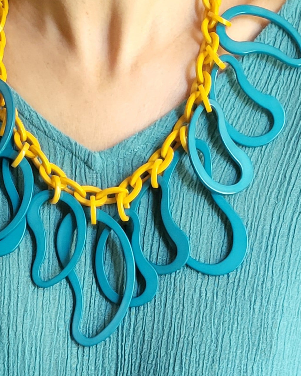 041 - COLLANA Girocollo in Resina GIALLO/TURCHESE