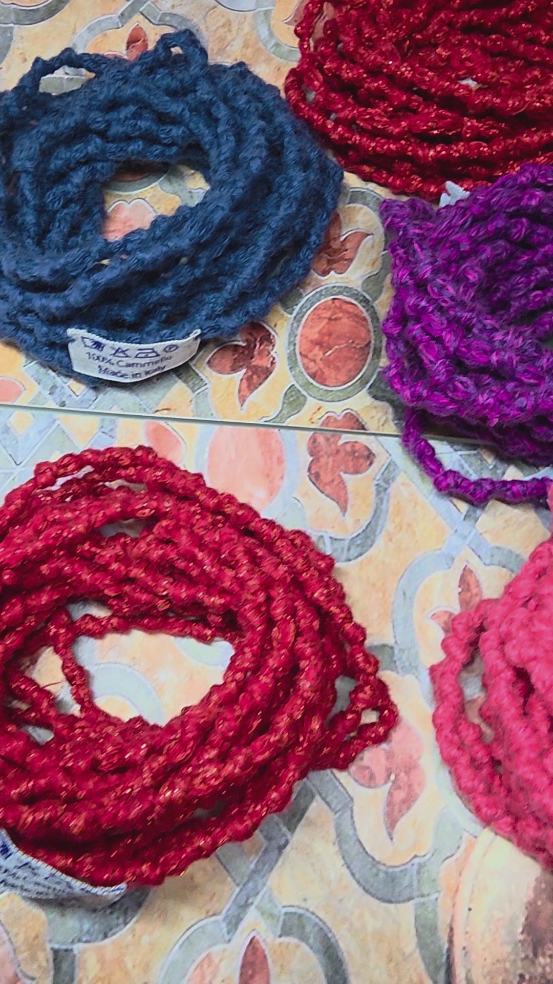 Collana in Cashmere e Cammello, Artigianale per uno Stile Elegante