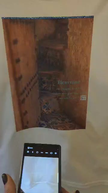 T-SHIRT - "Benvenuto nella Magia Araba"