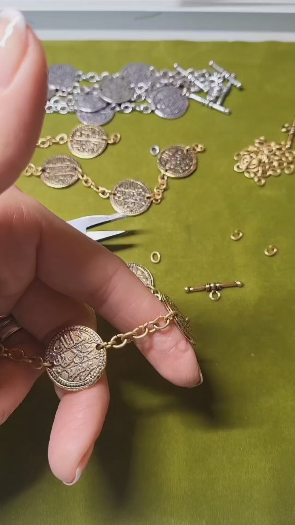 021 - BRACELET with reproduction of Algerian coin