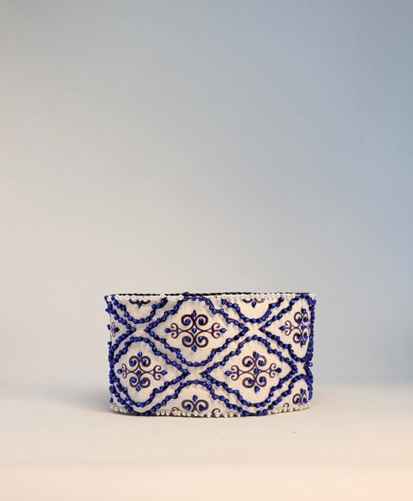 Arabesque Bracelet White/Blue