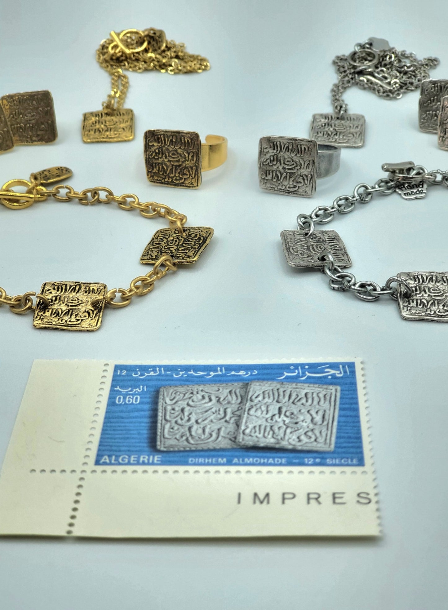 024 - Bracelet avec reproduction de pièce de monnaie algérienne